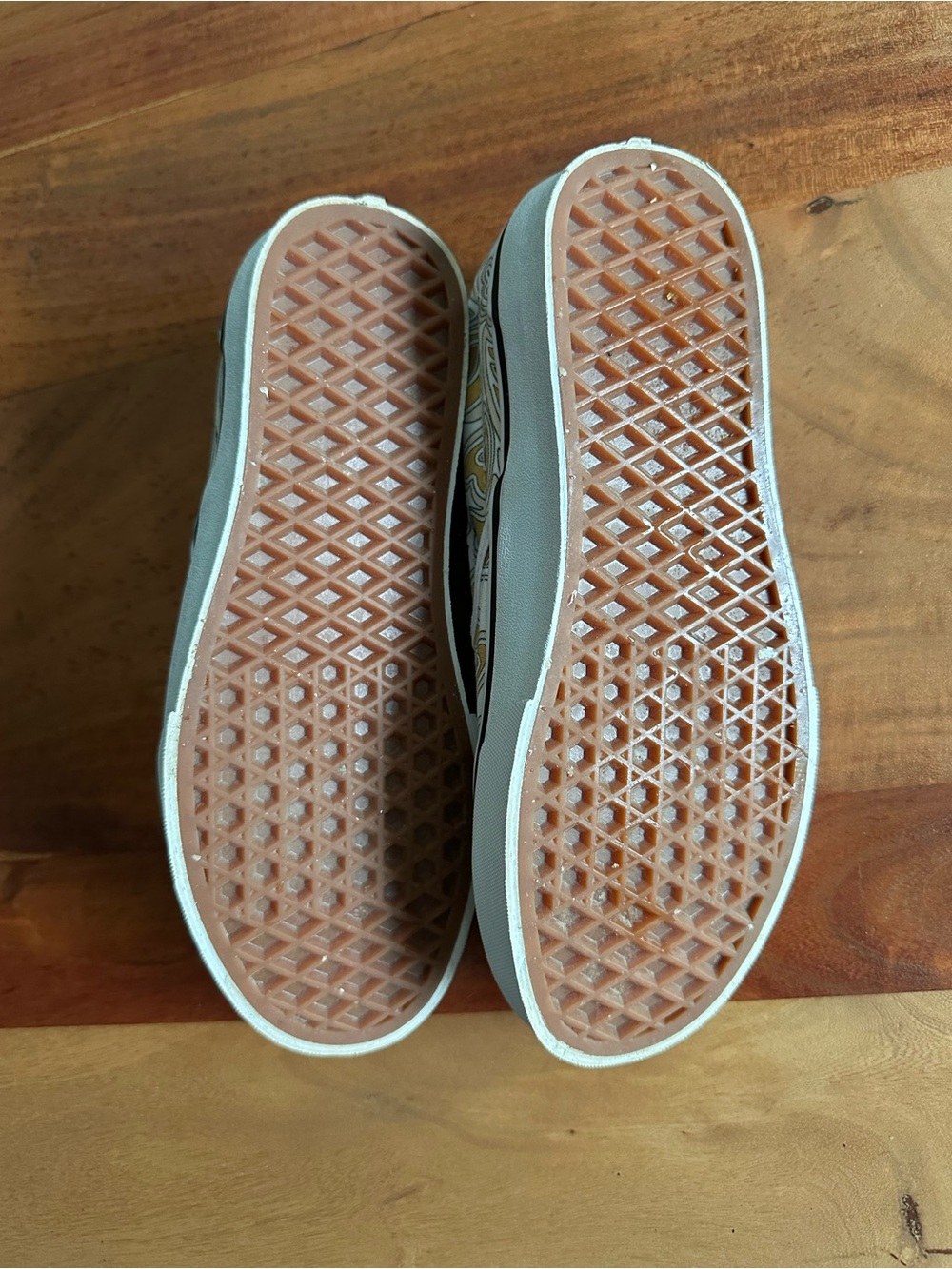 Vans Heart Slip-On Sneakers women’s 6.5 - Picture 10 of 10
